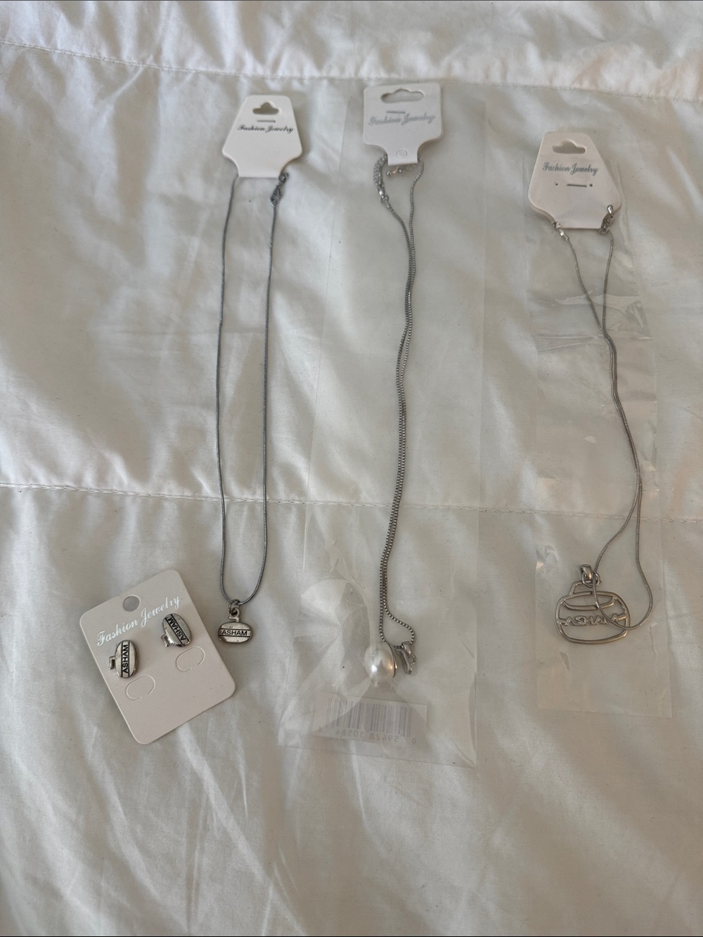 Lot of Silver Tone Women's Curling & Asham Necklaces & Earrings - Pearl Accent